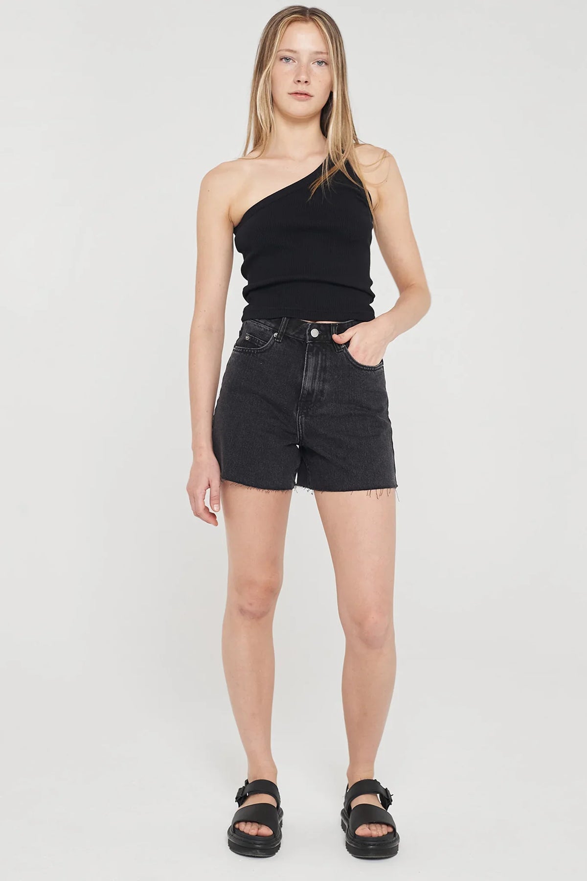 DR DENIM Nora Shorts Black Retro